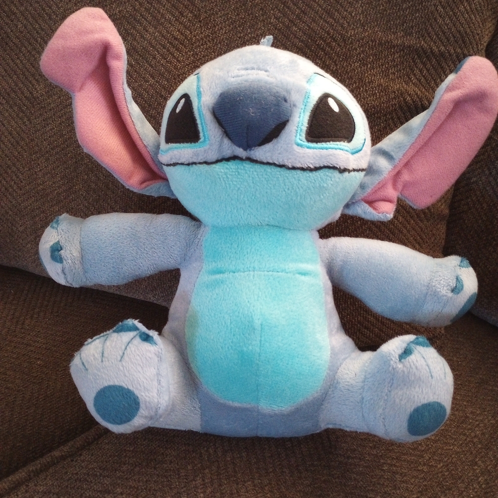 Disney Lilo & Stitch 8" Toy Plushie.